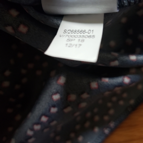 NWOT Banana Republic Navy Printed Long Sleeve w/ ruffle key hole back of Dress - Picture 3 of 10